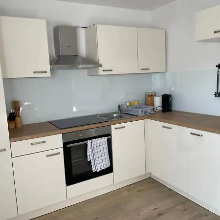 Apartma Luka *